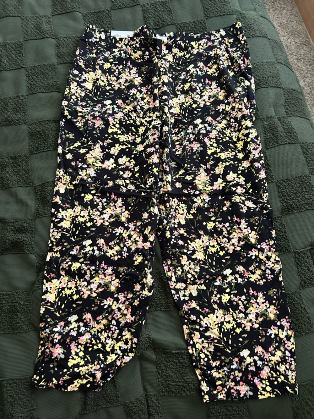 Chelsea & Violet Black Floral Capri Pants with Pink & Yellow Accents